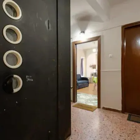 Private Pristine Balcony Home- Heart Of The Center Daire *